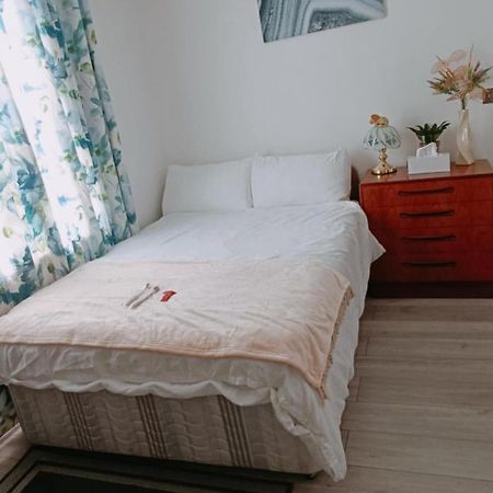 Min Su Rooms Stanwell Zewnętrze zdjęcie
